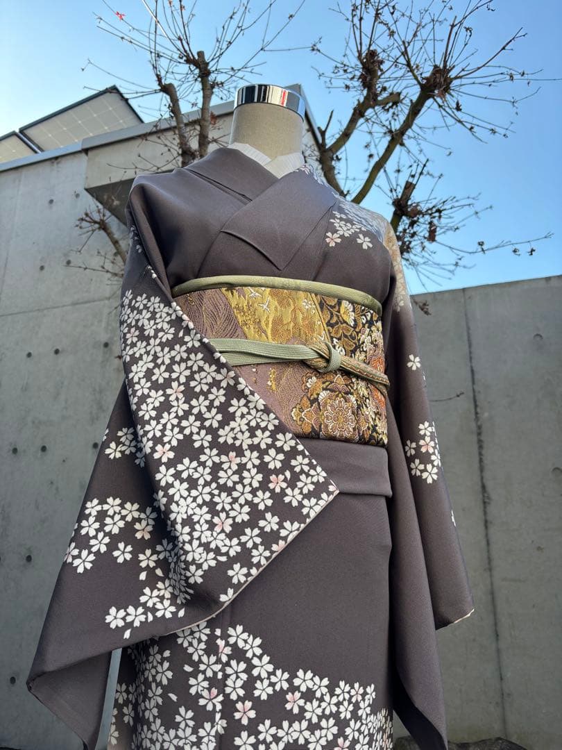 上質訪問着　桜柄　グレージュ