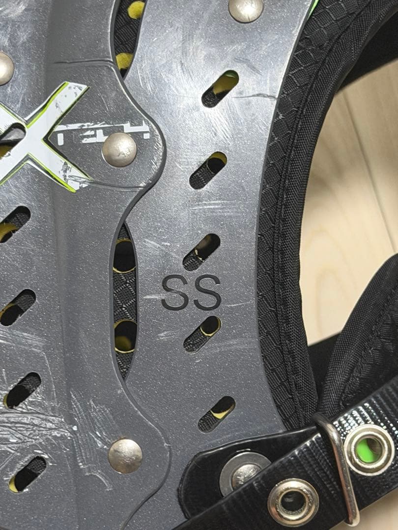 XTECH アメリカンフットボール ショルダーパッドSS Small