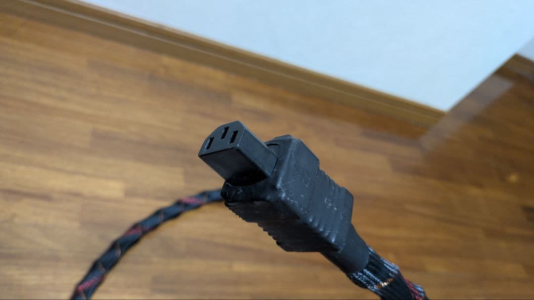 電源ケーブル　1.5M POWER CABLE 高音質