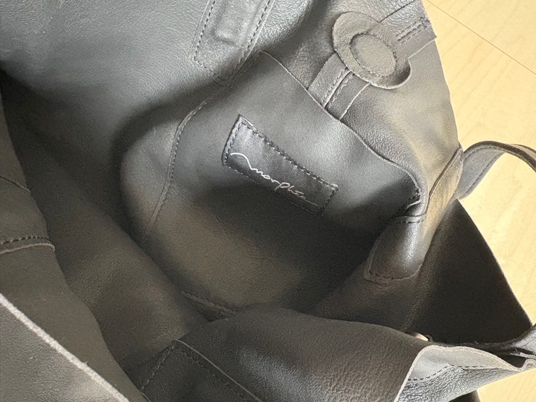 Morphee モルフェ　ゴートレザーバッグ (Mサイズ)