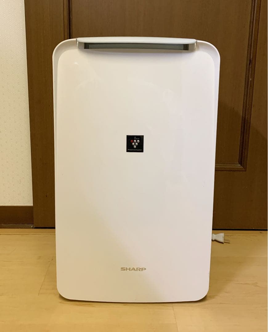 値下げ！【美品】シャープ　衣類乾燥除湿機　CV-P71-W