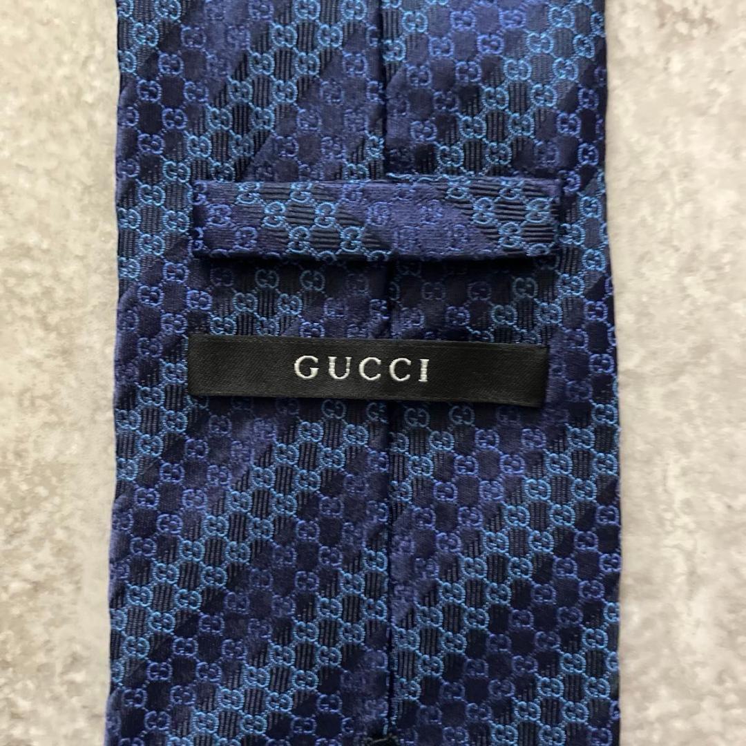 GUCCI グッチ ネクタイ GG柄 インターロッキング ネイビー ストライプ調
