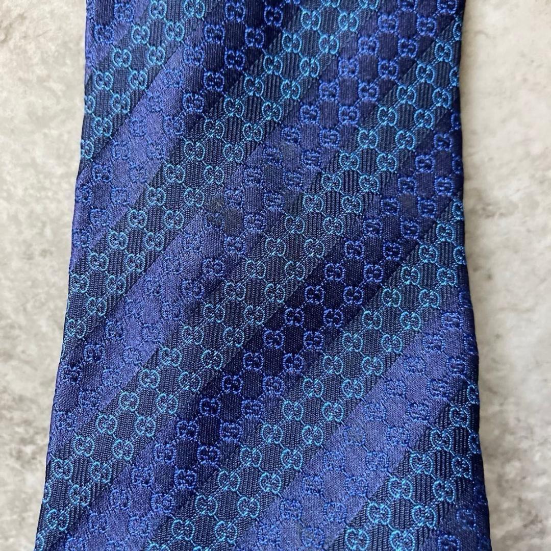 GUCCI グッチ ネクタイ GG柄 インターロッキング ネイビー ストライプ調