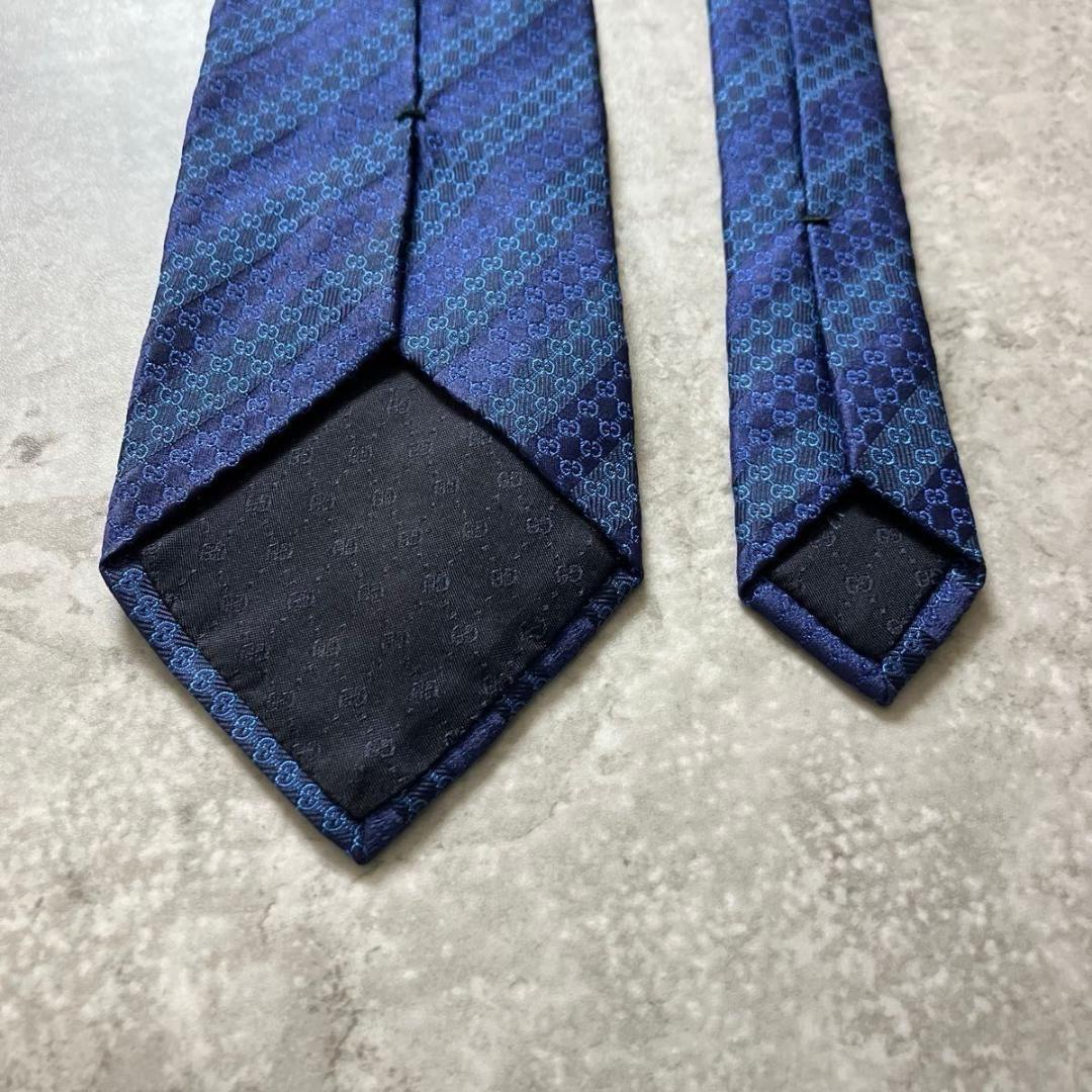 GUCCI グッチ ネクタイ GG柄 インターロッキング ネイビー ストライプ調