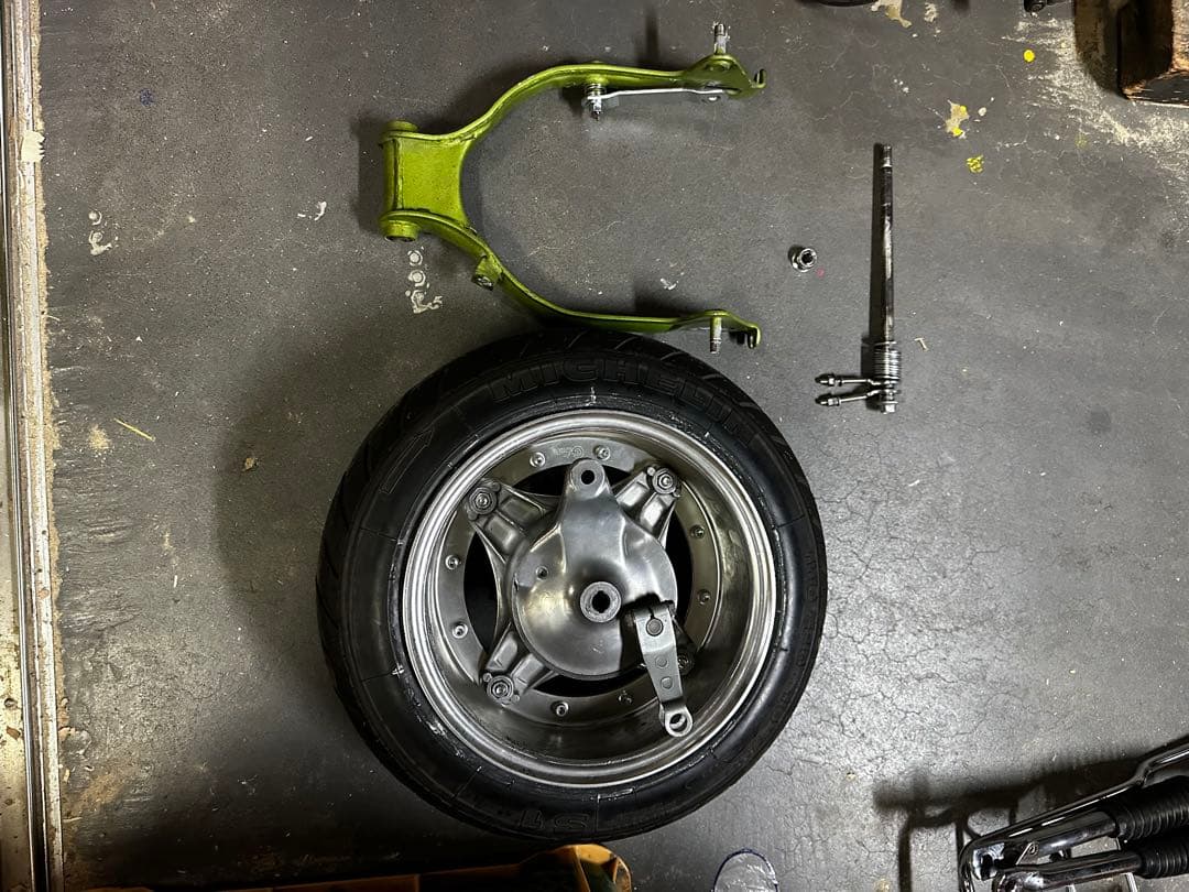 ダックス　シャリー　5.5j Gクラフトリム　モトラハブ　わいどスイングアーム