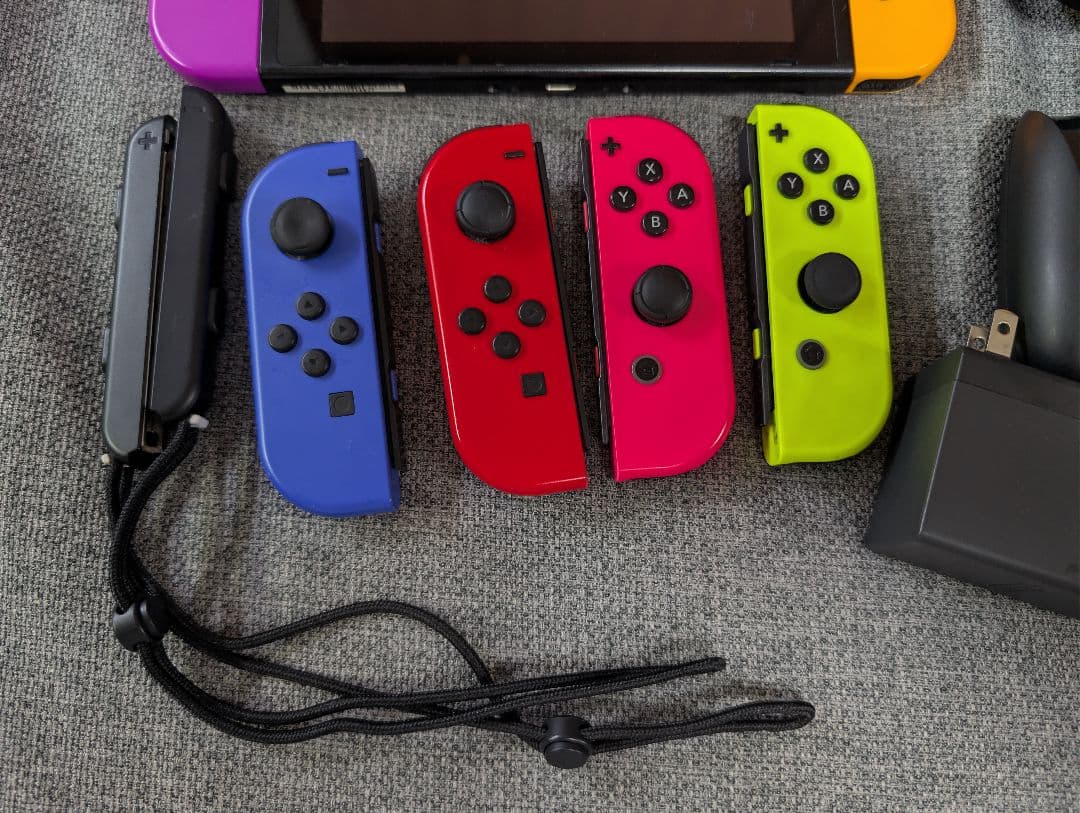 switch本体　一式　ジャンクジョイコン×4