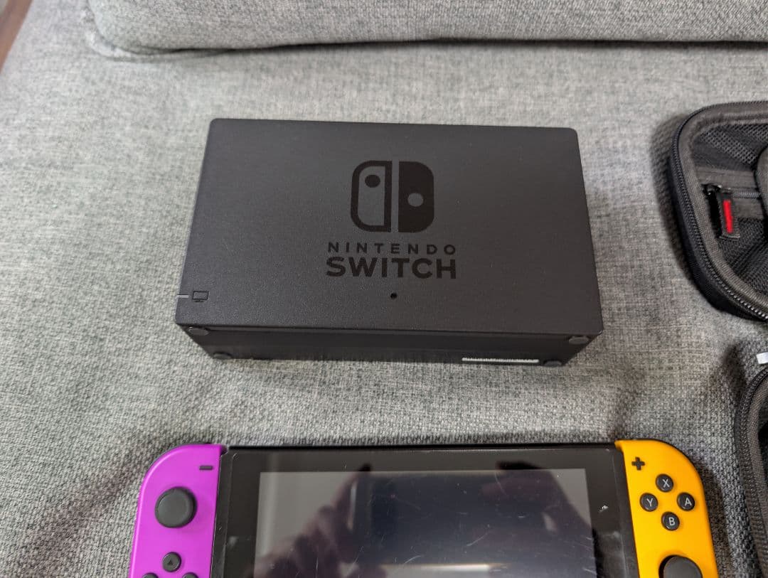 switch本体　一式　ジャンクジョイコン×4