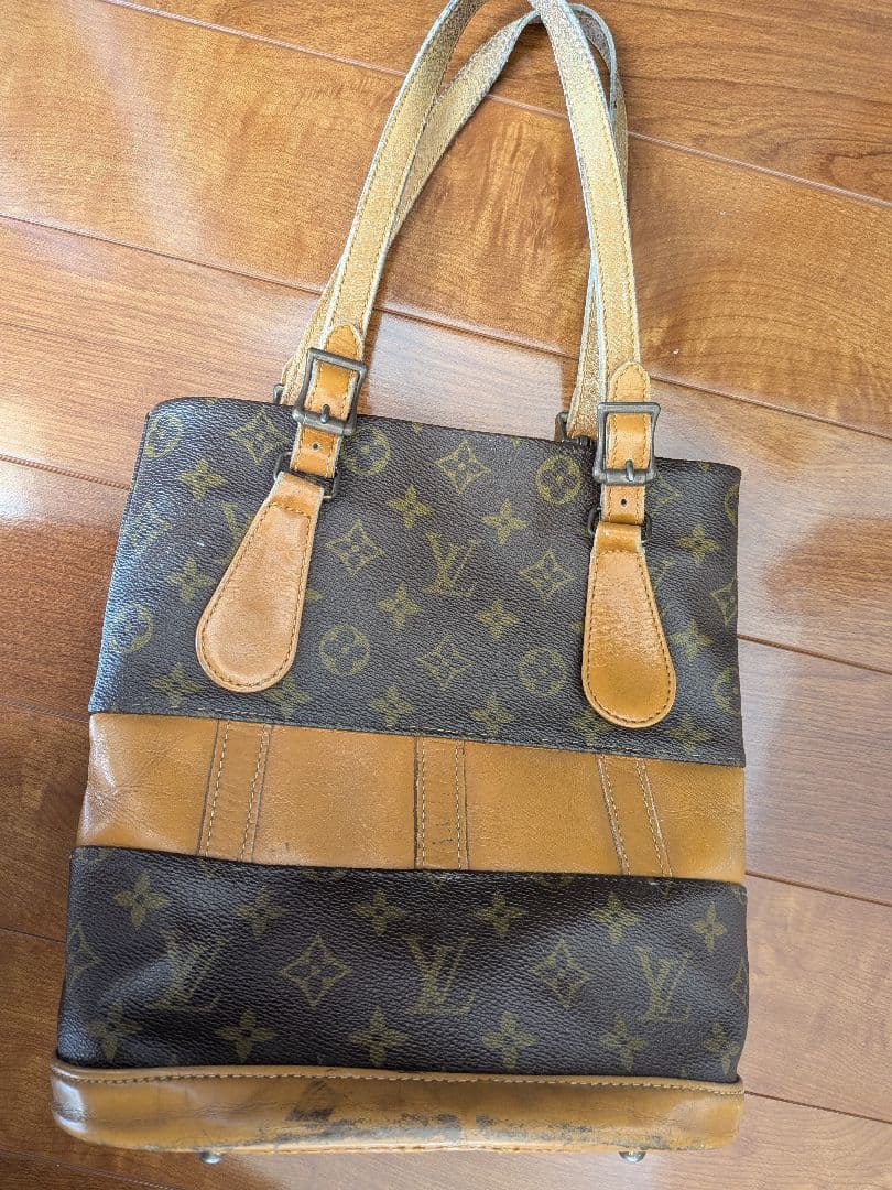 LOUIS VUITTON　ルイヴィトン　USA限定　バケツ型トートバッグ