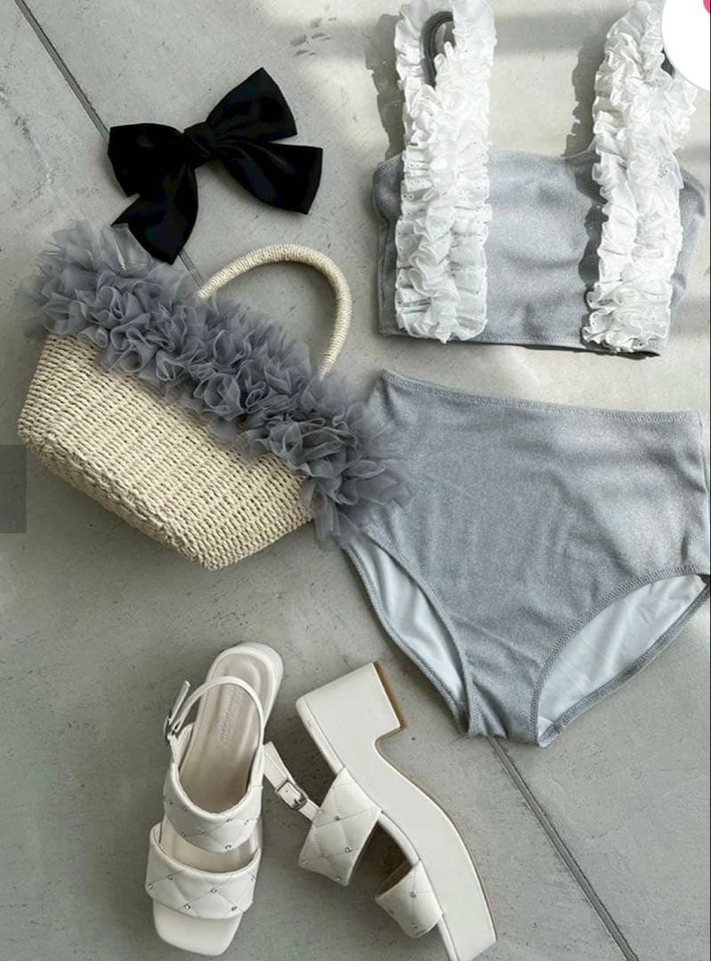 フリル付きグレーセパレート水着　swimwear/綿レースフリル(3点セット)