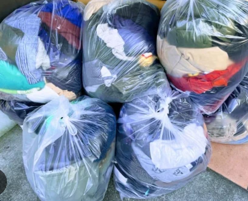 洋服不用品（真人）