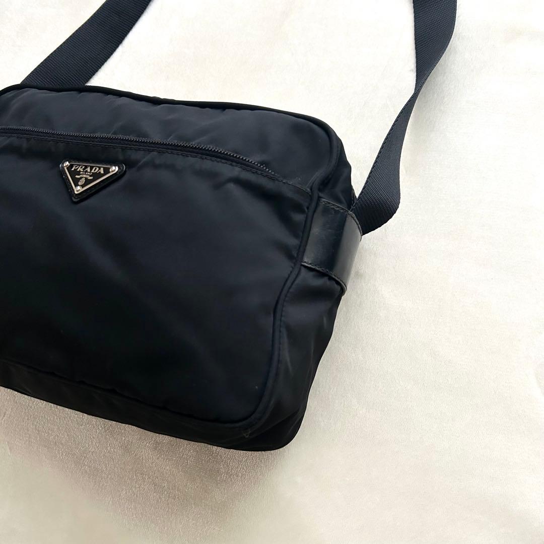 PRADA プラダ ショルダーバッグ 斜めがけ テスート 三角ロゴ 黒