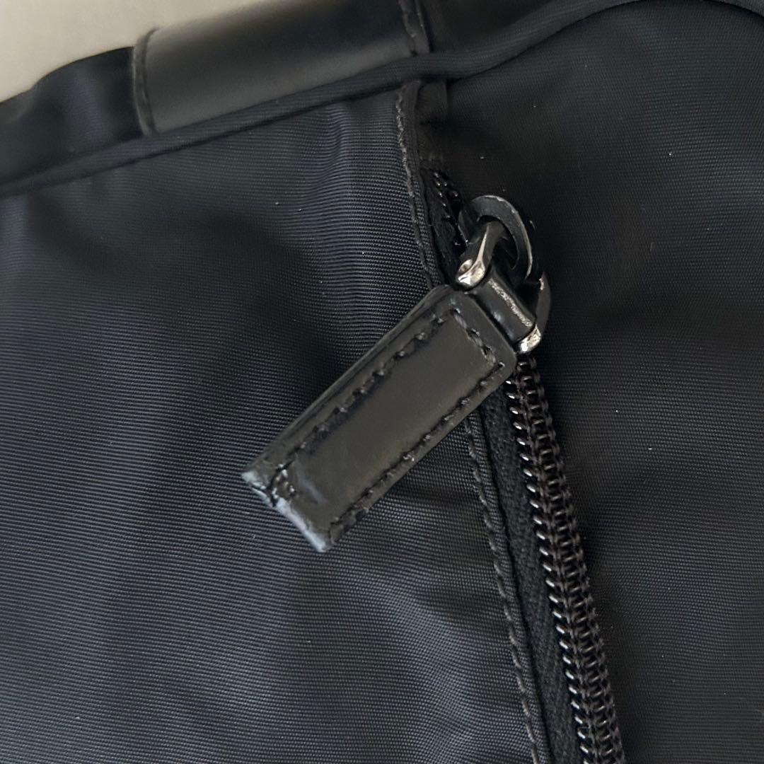 PRADA プラダ ショルダーバッグ 斜めがけ テスート 三角ロゴ 黒