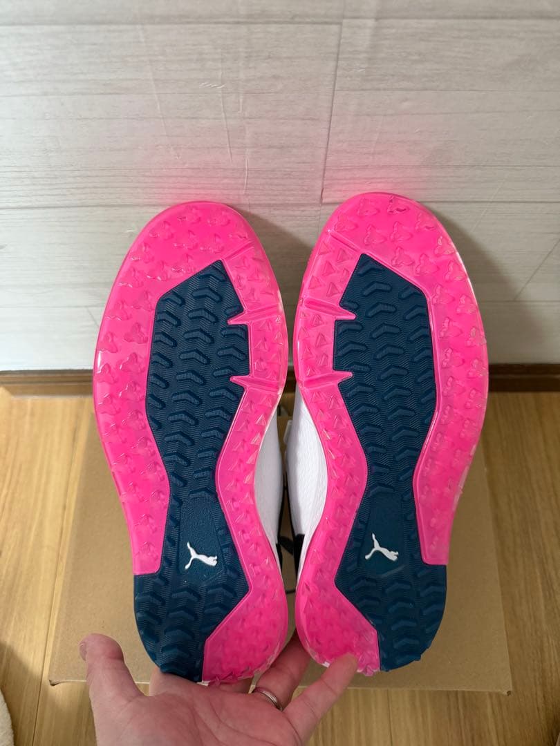 新品プーマ ゴルフシューズ スパイクレス アルファキャット 2.0 ディスク