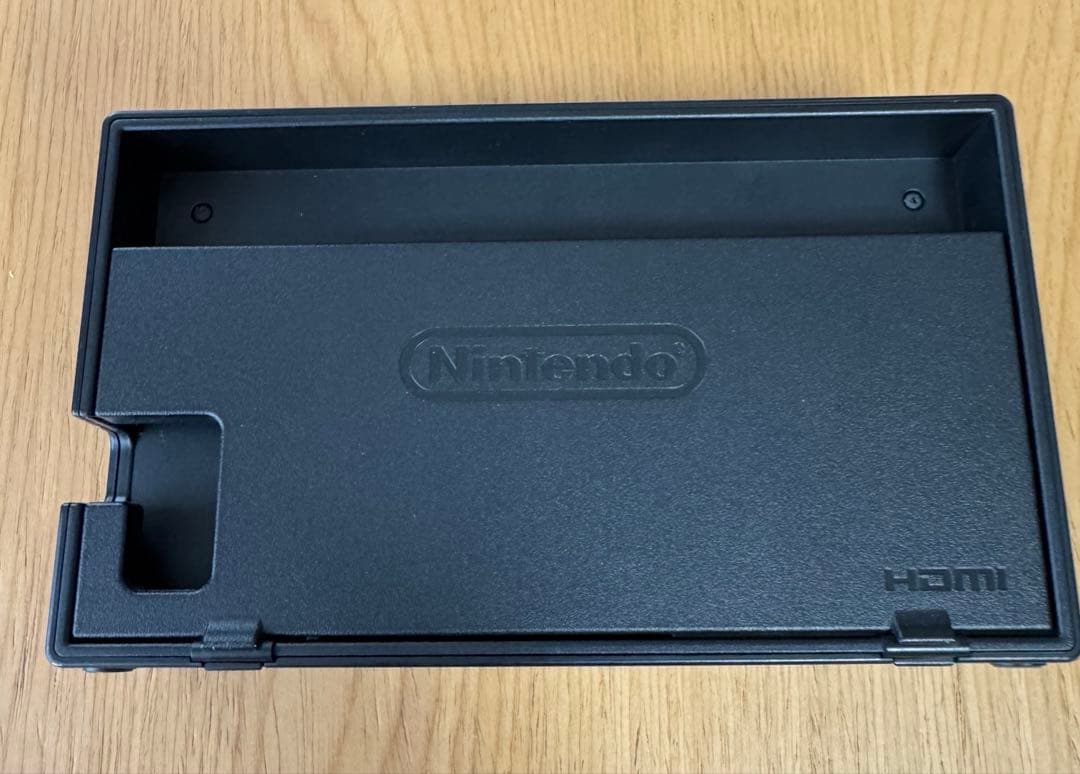 Nintendo Switch本体　フィルム2枚付き