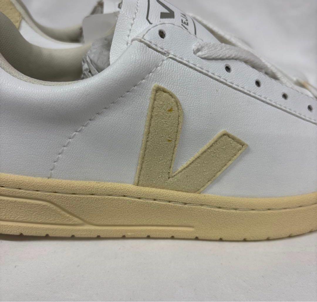 VEJA スニーカー ホワイト　37