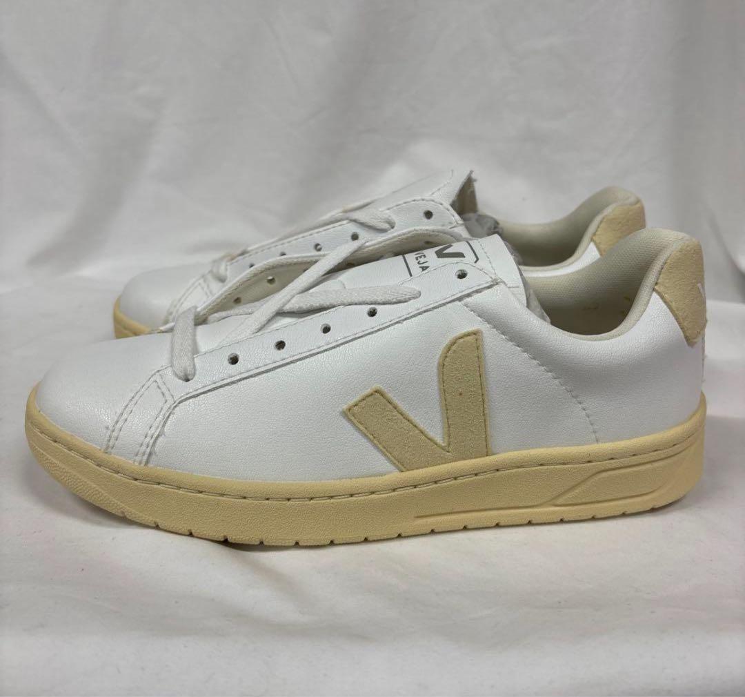 VEJA スニーカー ホワイト　37