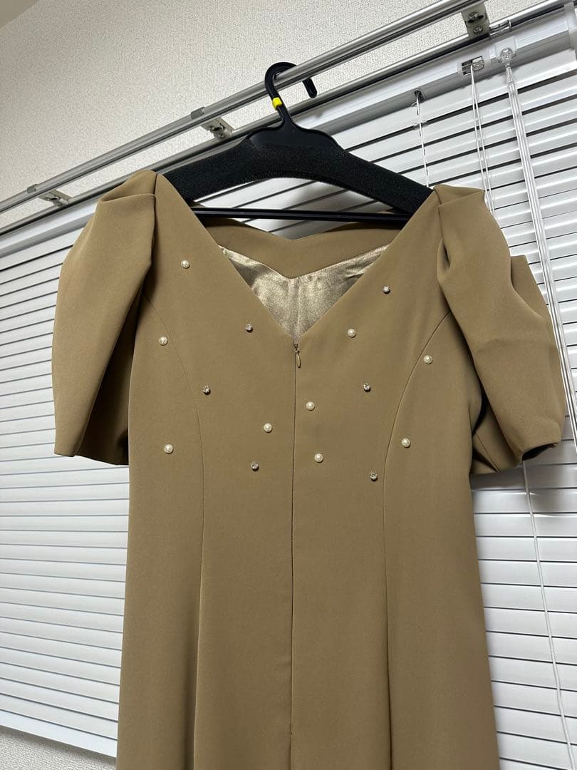 ANDRESD レースアームドレープドレス　ベージュ