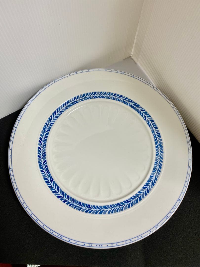 Villeroy & Boch プレート28cm &24cm４枚セット