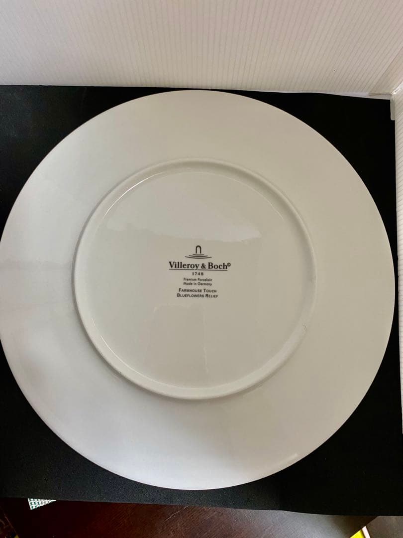 Villeroy & Boch プレート28cm &24cm４枚セット