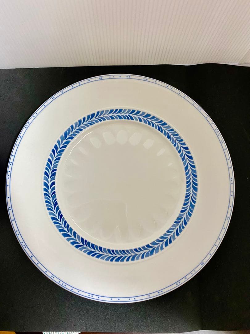 Villeroy & Boch プレート28cm &24cm４枚セット
