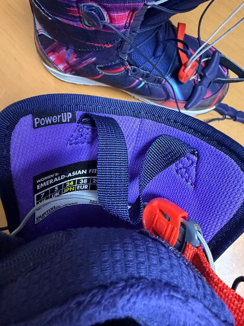 スノーボード Burton EMERALD