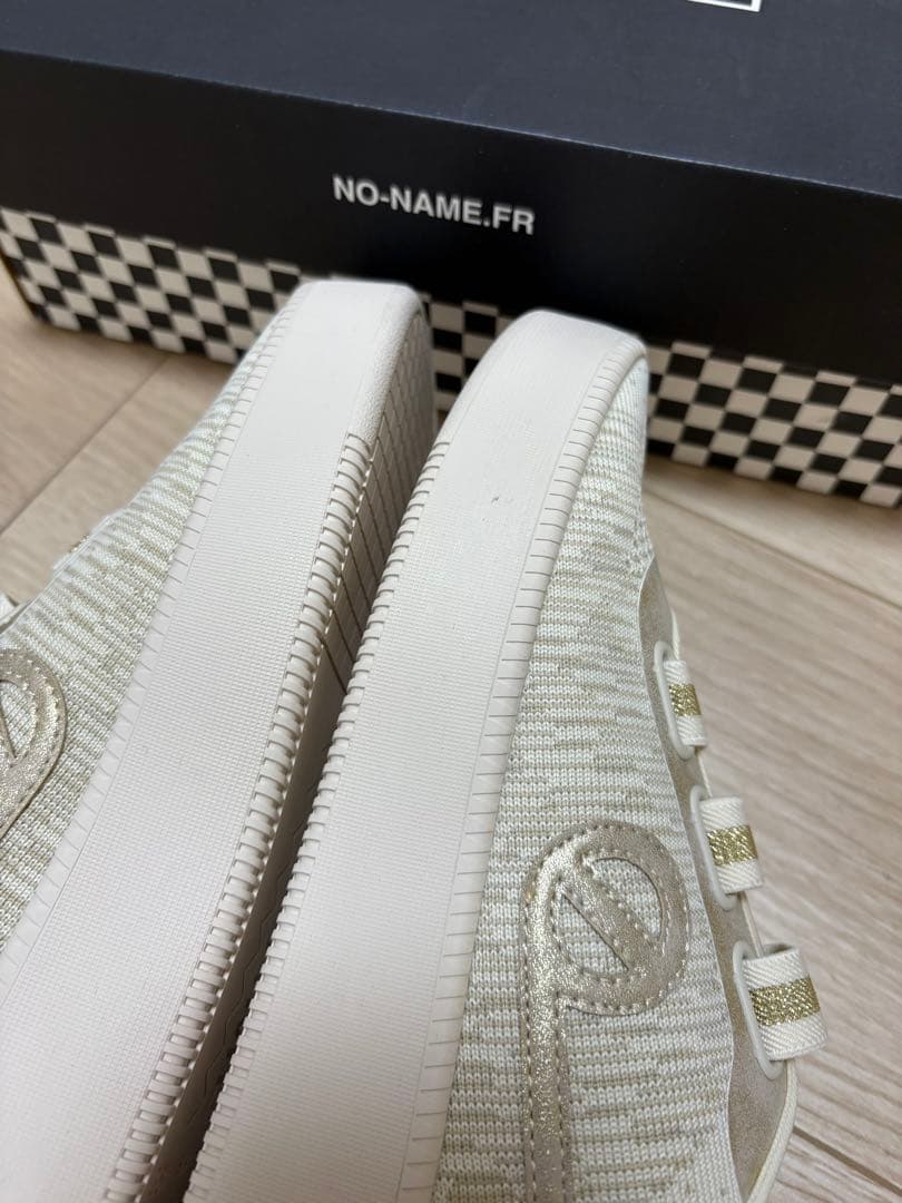 NO NAME アイボリースニーカー