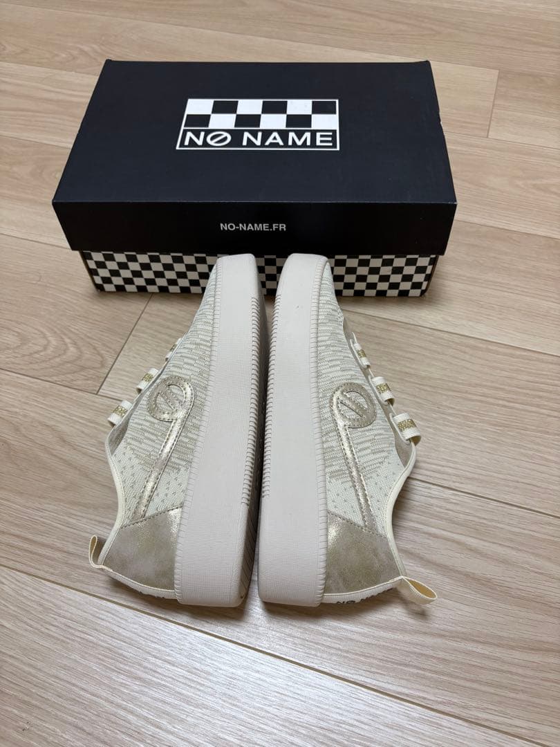 NO NAME アイボリースニーカー