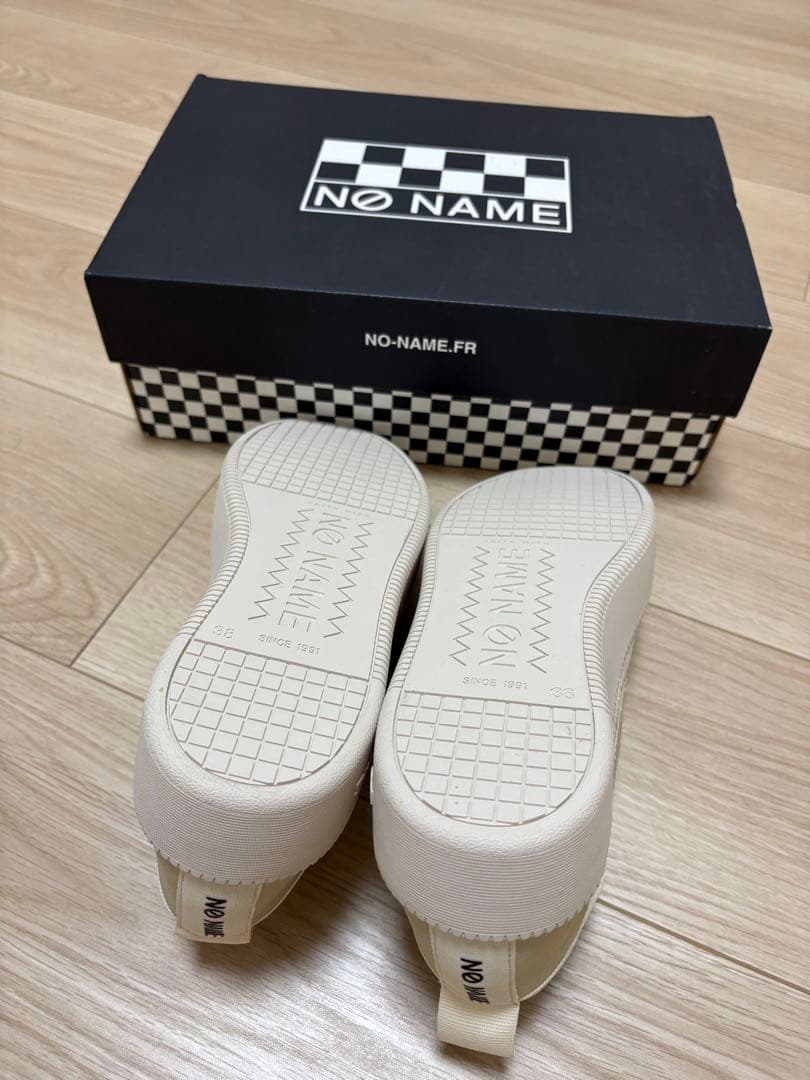 NO NAME アイボリースニーカー