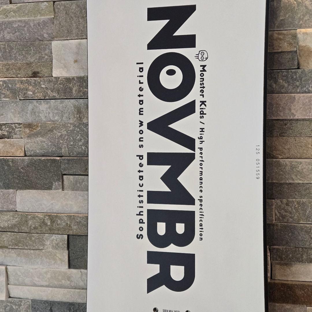 未使用　NOVEMBER MONSTER KIDS スノーボード 125cm