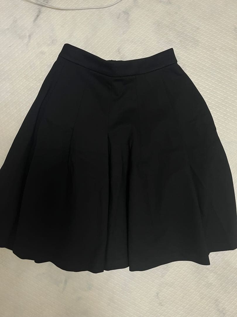 AVENIRETOILE タックショートパンツ