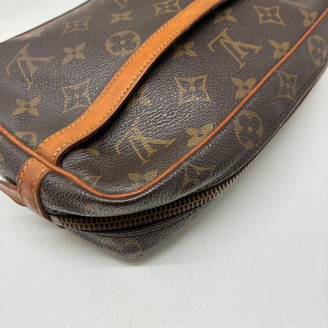 Louis Vuitton ルイヴィトン　クラッチバッグ　モノグラム　男女可