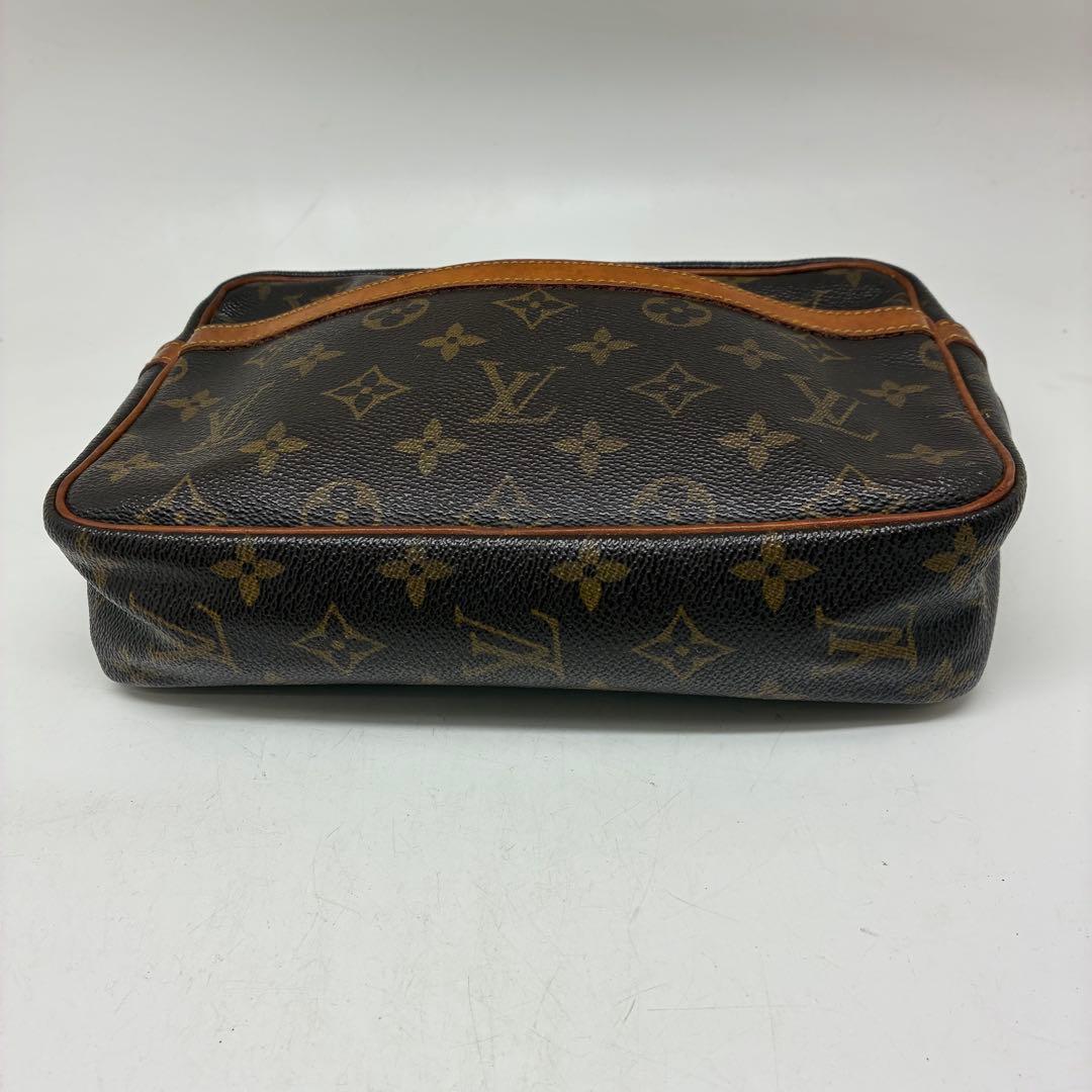Louis Vuitton ルイヴィトン　クラッチバッグ　モノグラム　男女可