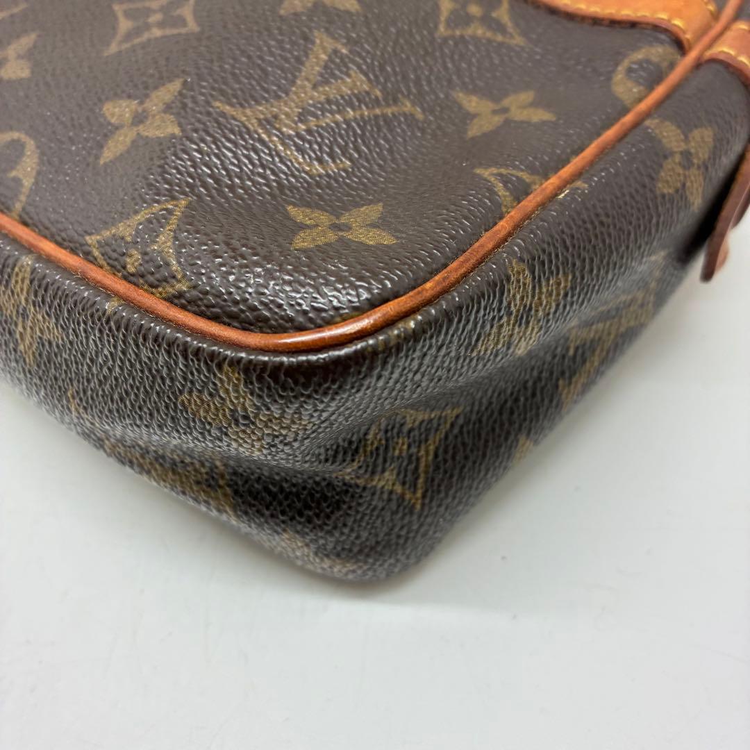 Louis Vuitton ルイヴィトン　クラッチバッグ　モノグラム　男女可