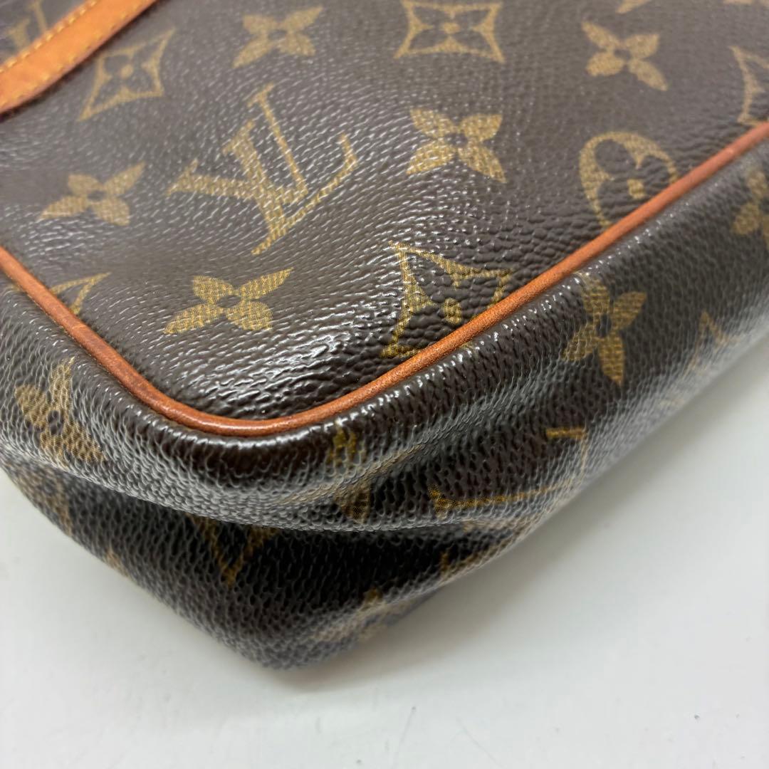Louis Vuitton ルイヴィトン　クラッチバッグ　モノグラム　男女可