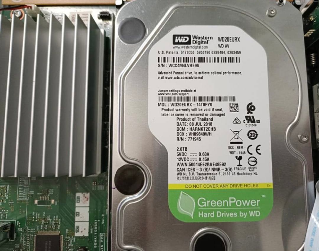 状態良好 東芝 REGZA DBR-UT109 2TB換装済 3番組同時録画