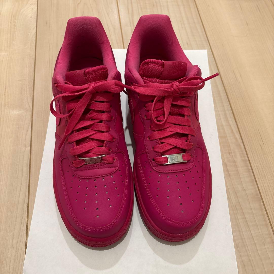 Nike Air Force 1 07 ファイアベリー 26.0