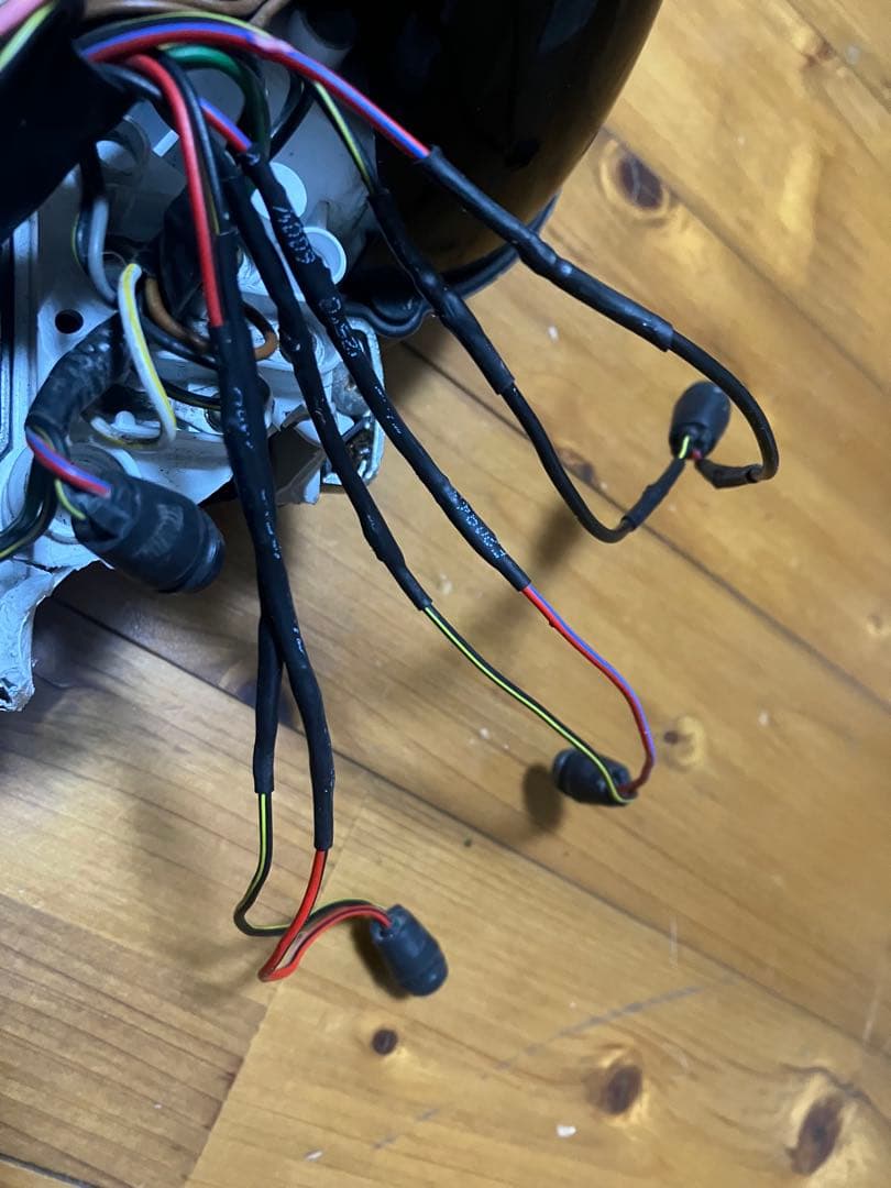 ゼファー1100 タコメーター 燃料計 部品取り 補修用