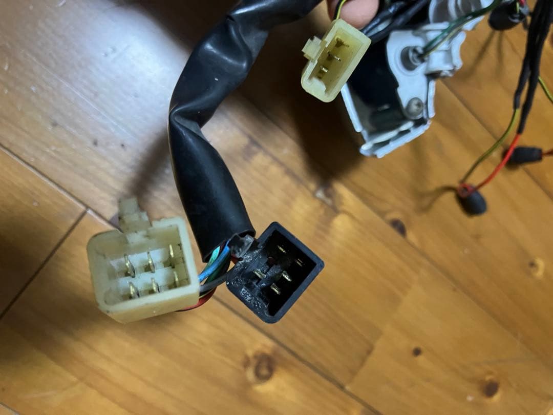 ゼファー1100 タコメーター 燃料計 部品取り 補修用