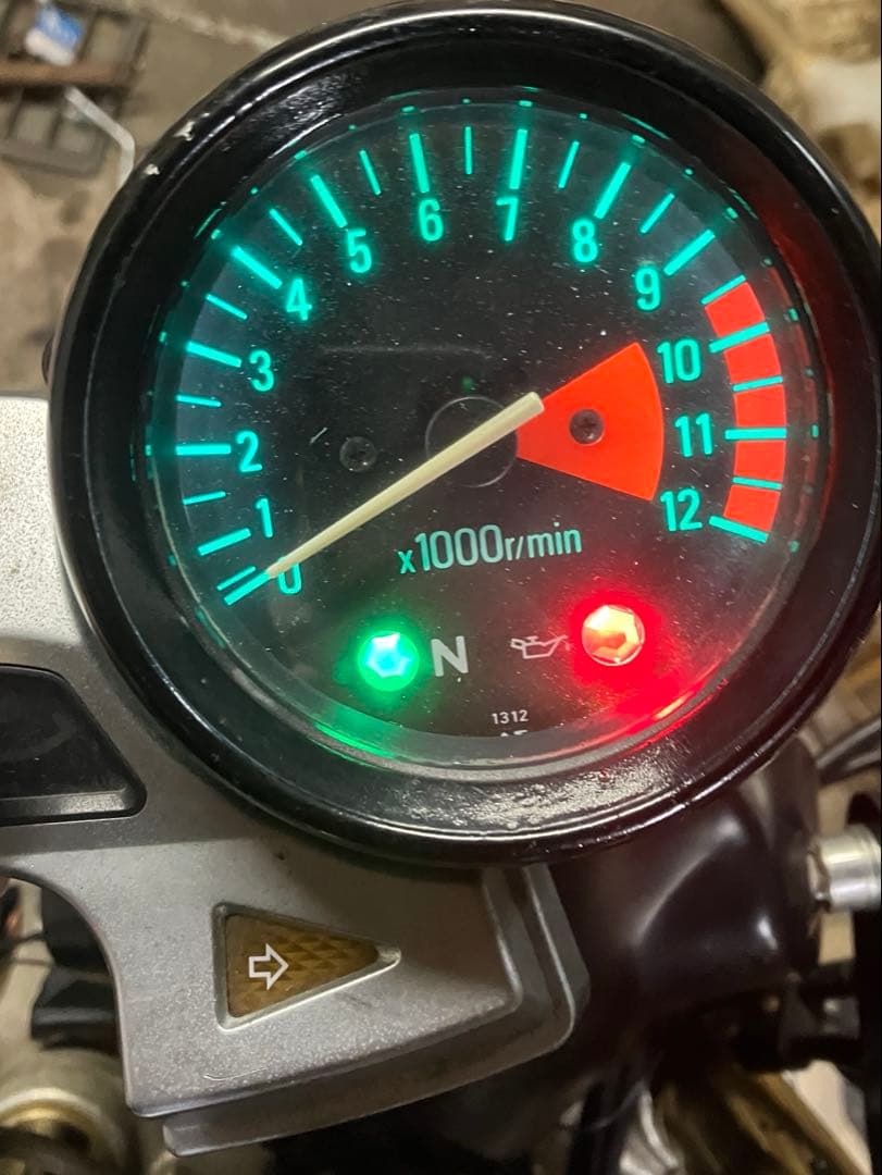 ゼファー1100 タコメーター 燃料計 部品取り 補修用