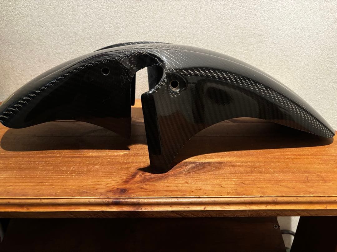 CB1300 カーボンフロントフェンダー