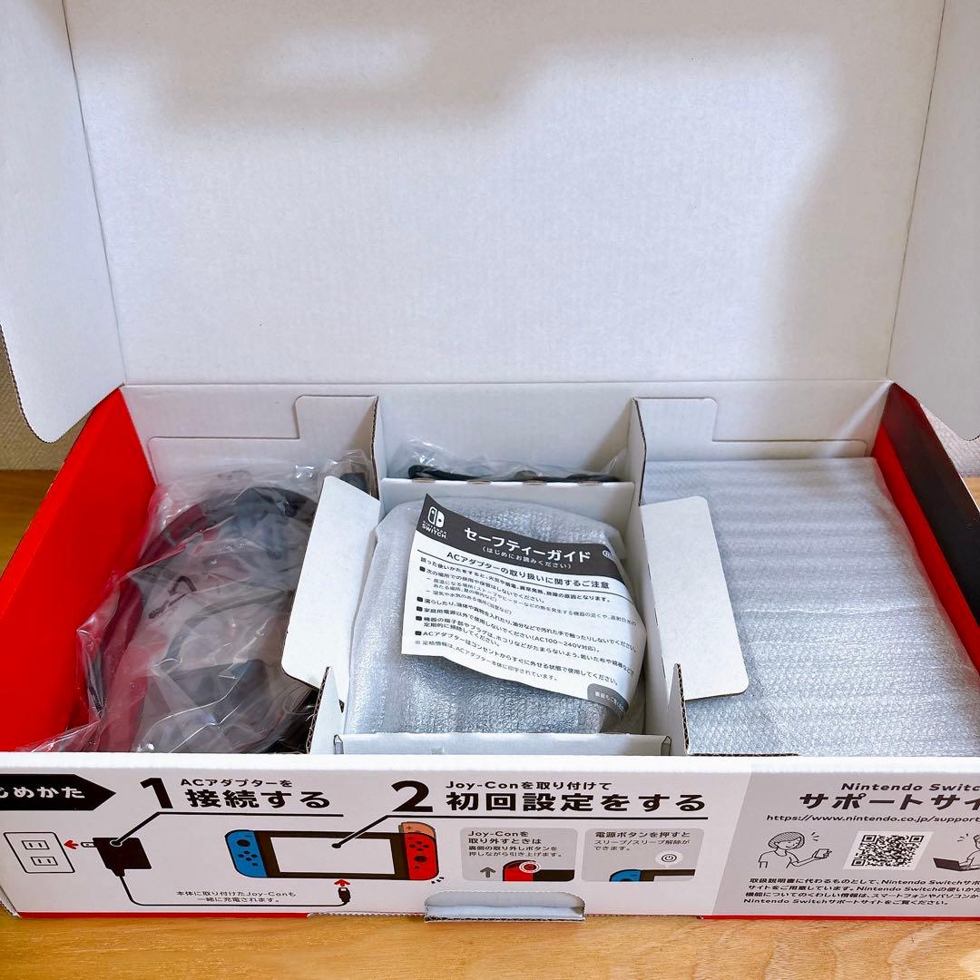 【未使用に近い】 バッテリー強化型 Nintendo Switch 本体 赤青