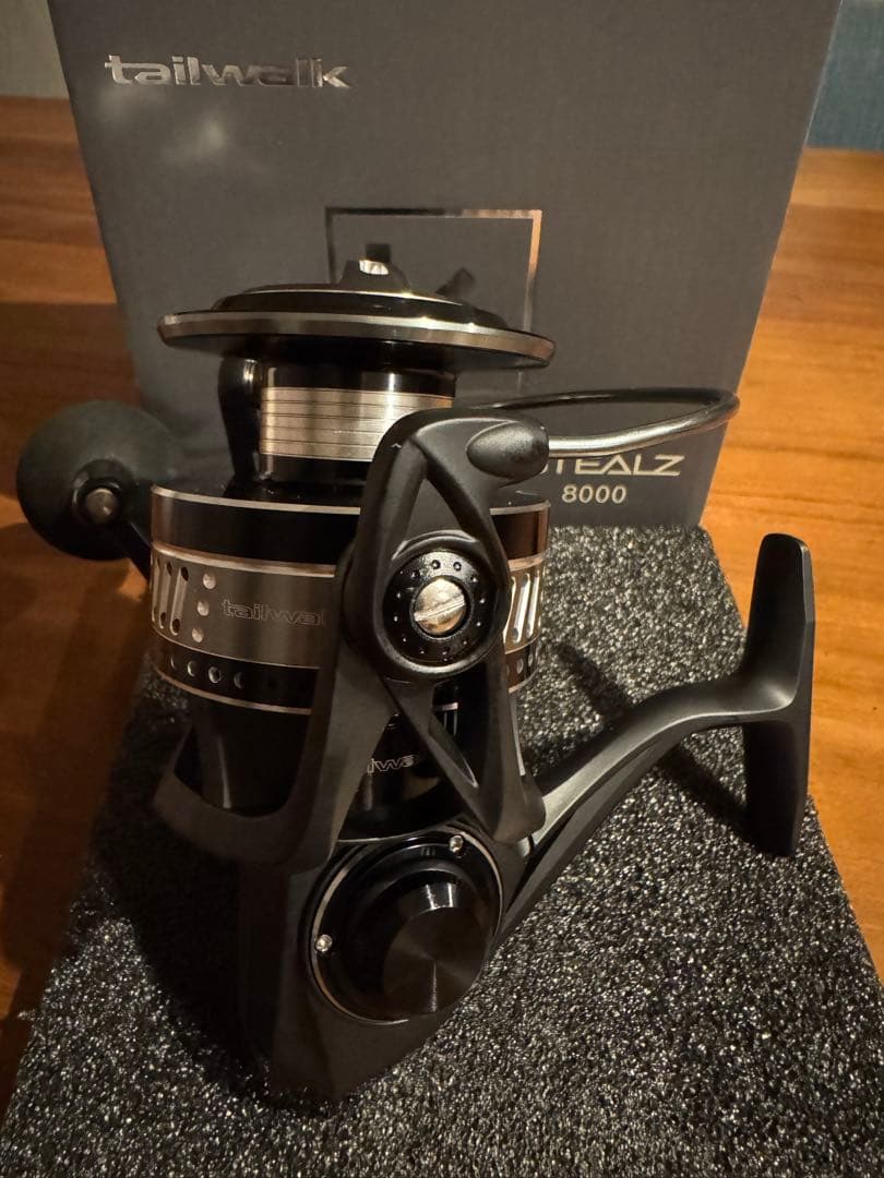 リール tailwalk STEALZ 8000