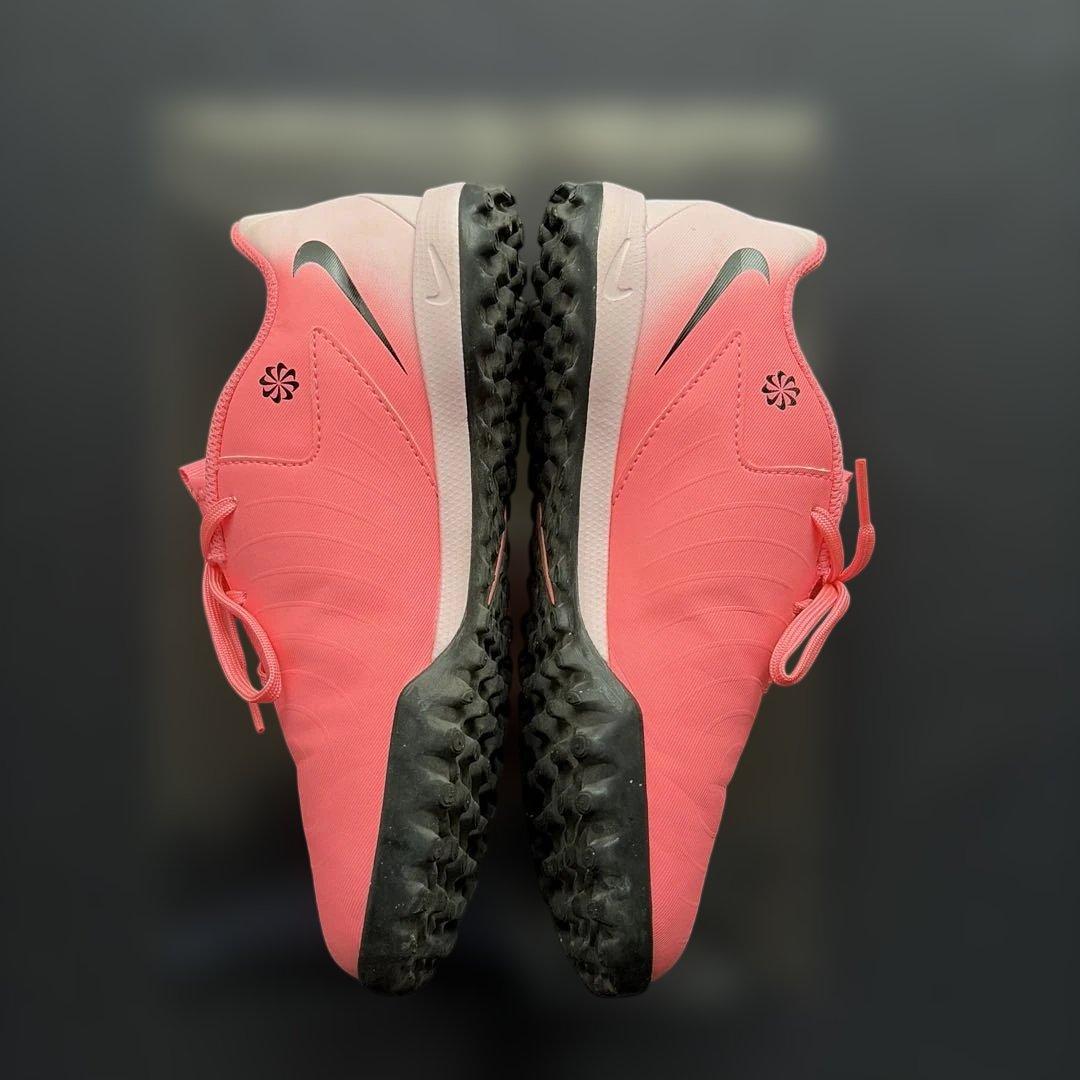 Nike Phantom ピンク サッカーシューズ《21.5cm》