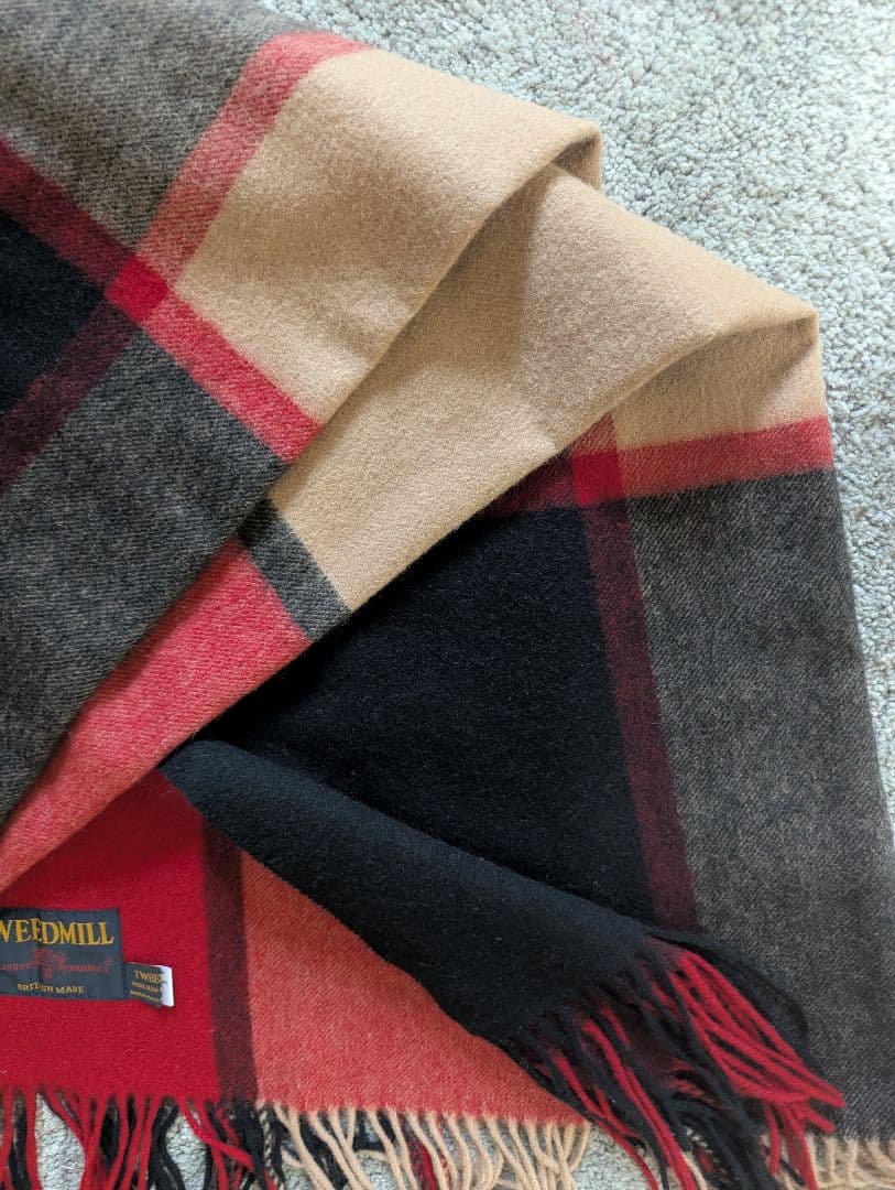 未使用　Tweed Mill イギリス製　　大判ストール
