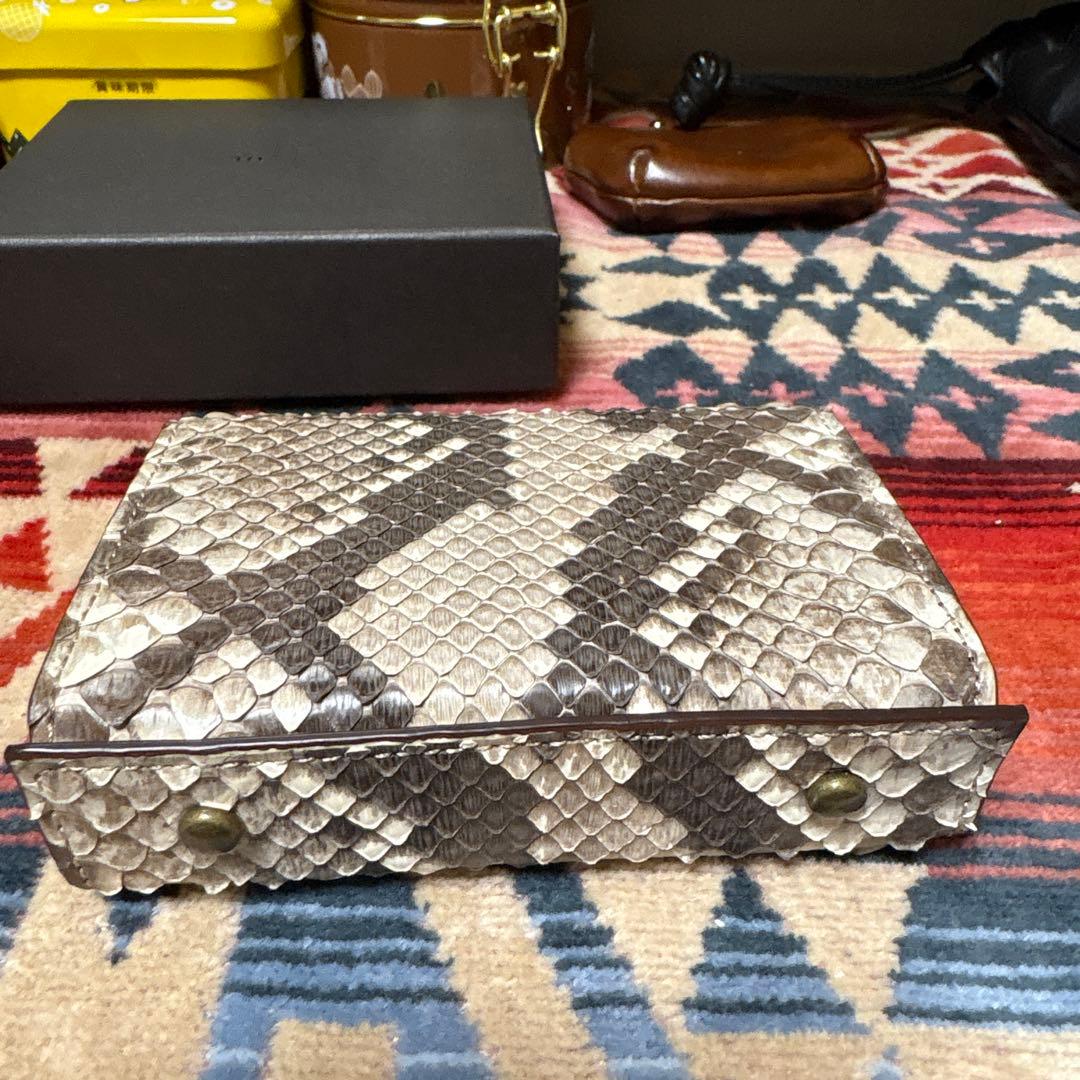 エムピウパイソンナチュラル