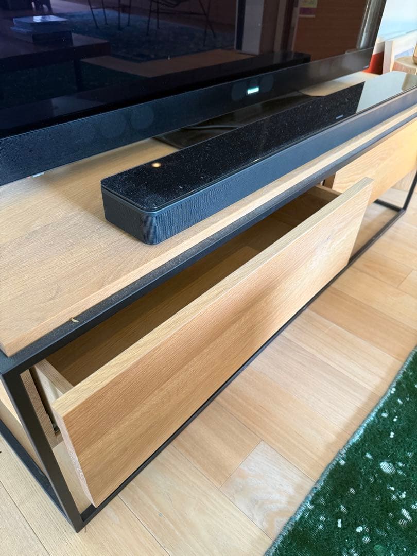 Ethnicraft Monolit TVボード オーク × ブラックスチール