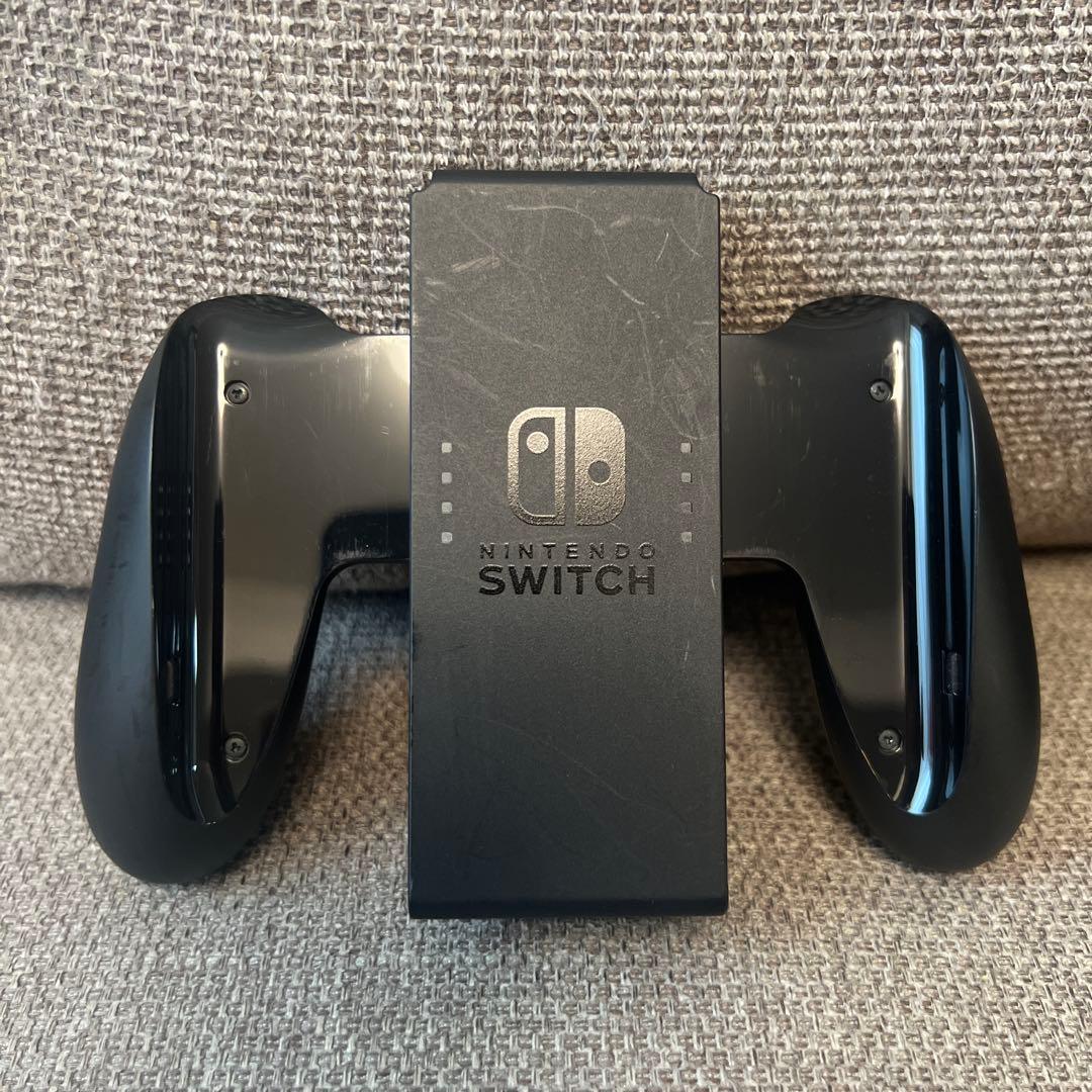 Nintendo Switch 本体　携帯ケース+フィルム付　美品