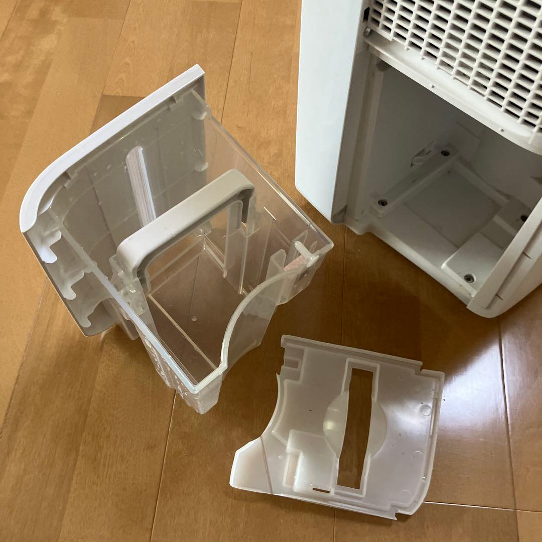 シャープ　除湿機　CM-P100-W ホワイト　2023 コンプレッサー式