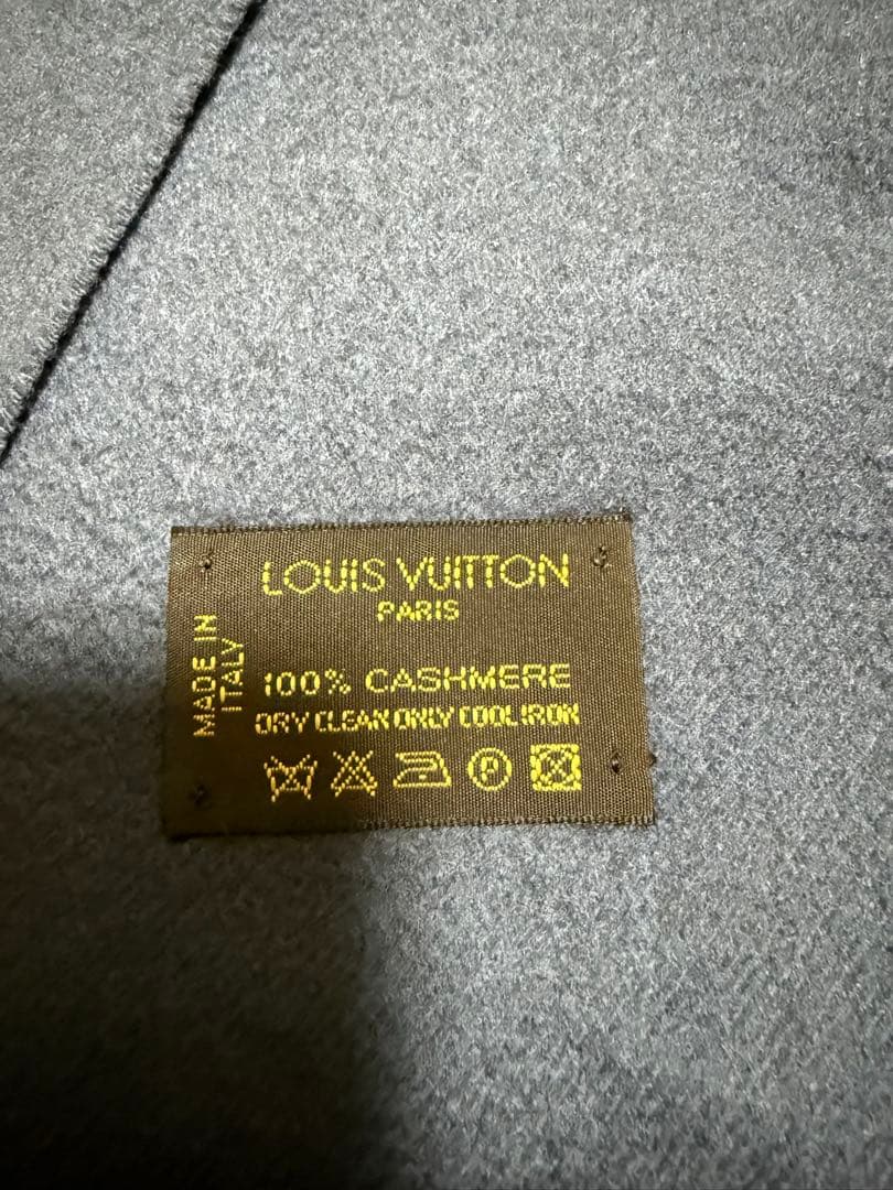 LOUIS VUITTON ダークグレー カシミヤマフラー