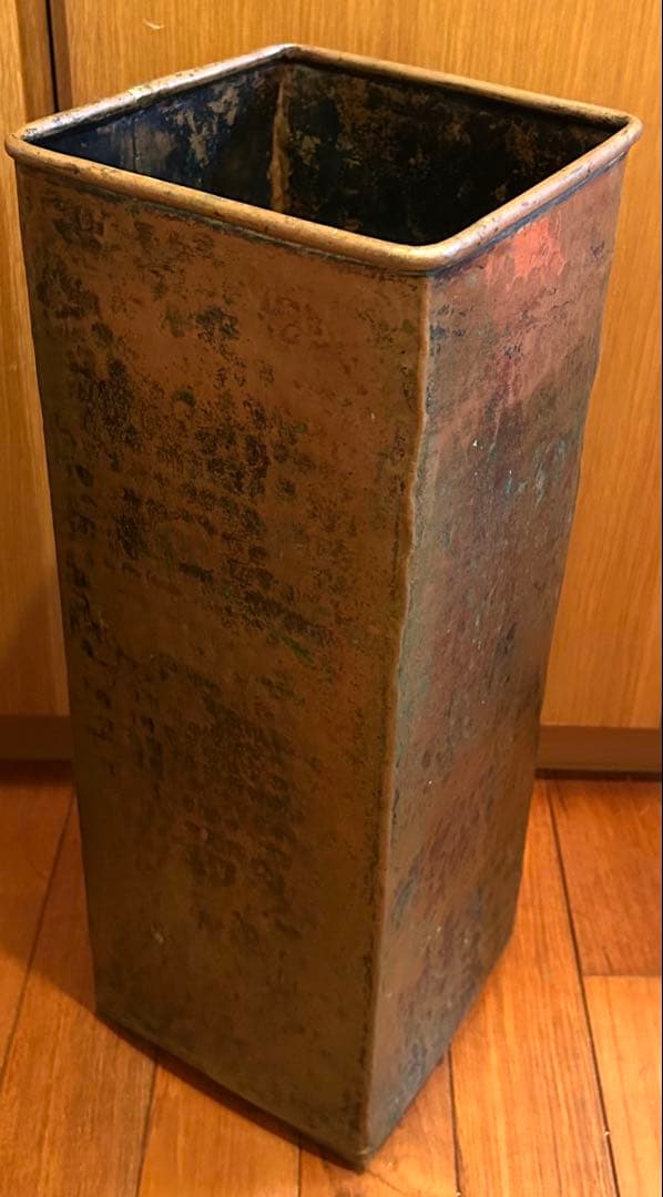 【フランス蚤の市で購入】傘立て　アンティーク　ビンテージ　真鍮